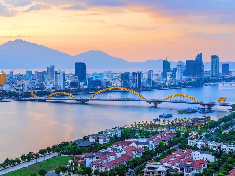 Экскурсии в Дананге с русским гидом Экскурсии в Дананге с русским гидом