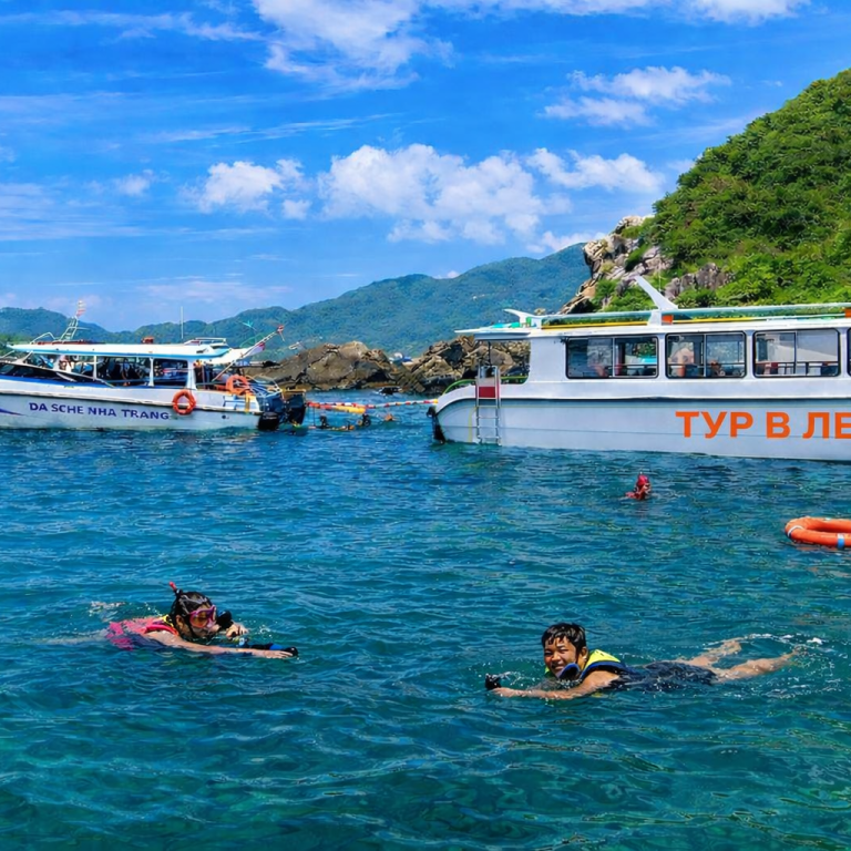 Снорклинг у Южных островов Нячанга: коралловые рифы и кристально чистая морская вода Южные острова Нячанга — белоснежный пляж, снорклинг и прозрачная вода, экскурсия на катере с русским гидом